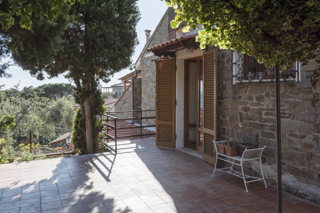 Villa Con Terrazza Vista Mare Castiglione della Pescaia Luaran gambar